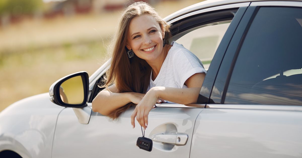 Common Mistakes to Avoid During Automatic Driving Lessons