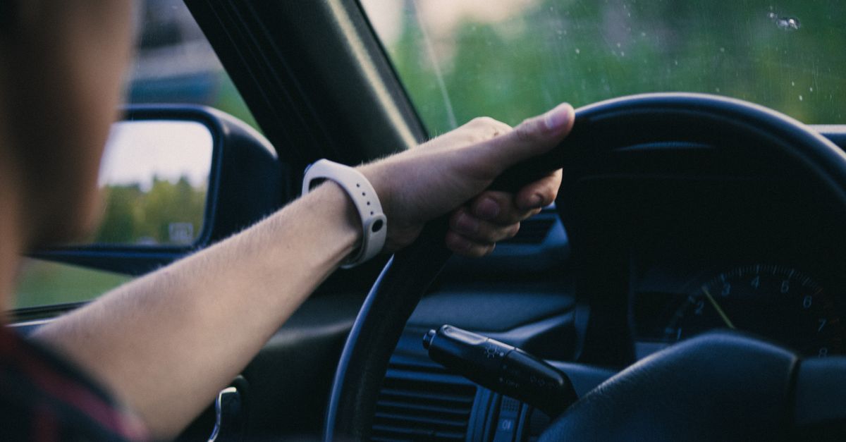 Essential Techniques for Smooth Manual Driving in Geelong