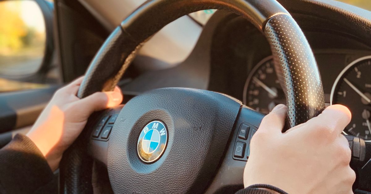 Understanding the Impact of Driving Lessons on Accident Prevention
